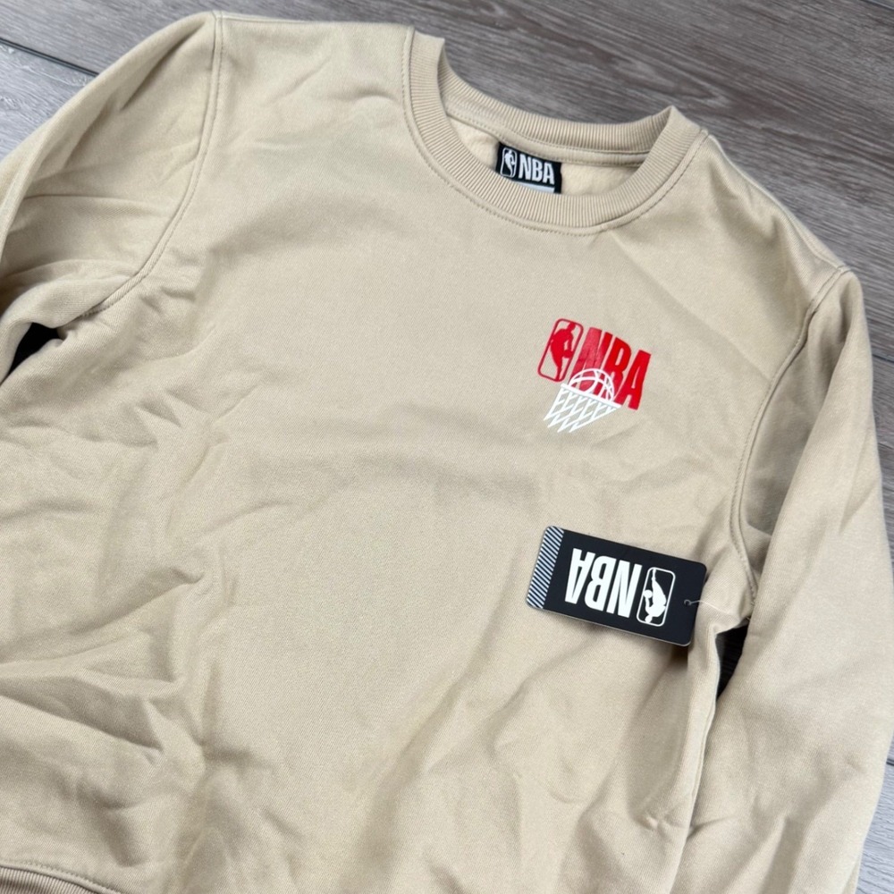 NBA Boys Sweatshirt Crew Neck Fleece Logo Sand Beige Size 14-16 XL